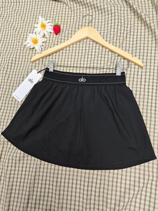 ALO Yoga Dresses & Skirts - NWT ALO Yoga Match Point Tennis Skirt Black S | Skort 🩰